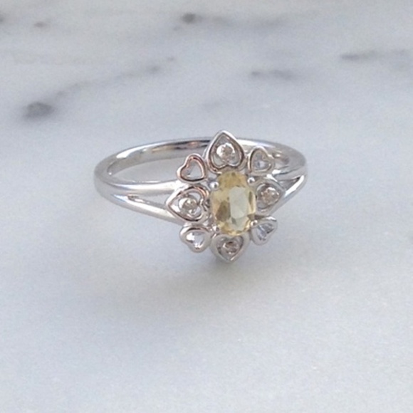 Genuine Diamond Lemon Quartz Ring - Picture 2 of 4